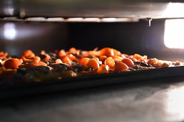 Pizza in teglia casalinga per pizzaioli improvvisati